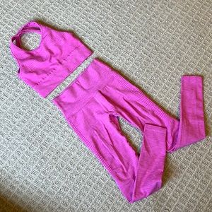 Alphalete Sports Bra and Leggings Set